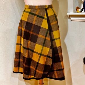 1950s Pendleton Wrap Around Bias Cut Skirt Block Plaid Wool, XS - S Size